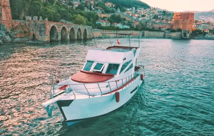 Yacht Rent in Alanya | Khaleesi Yacht