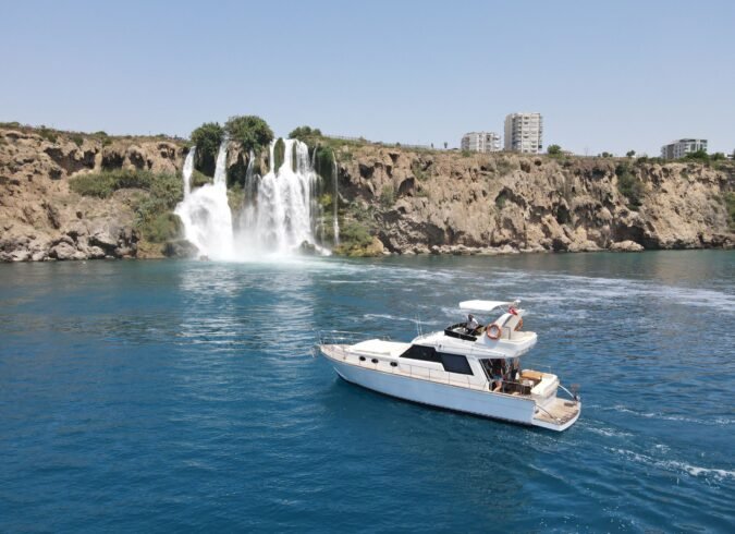 Antalya Rental Yacht 02